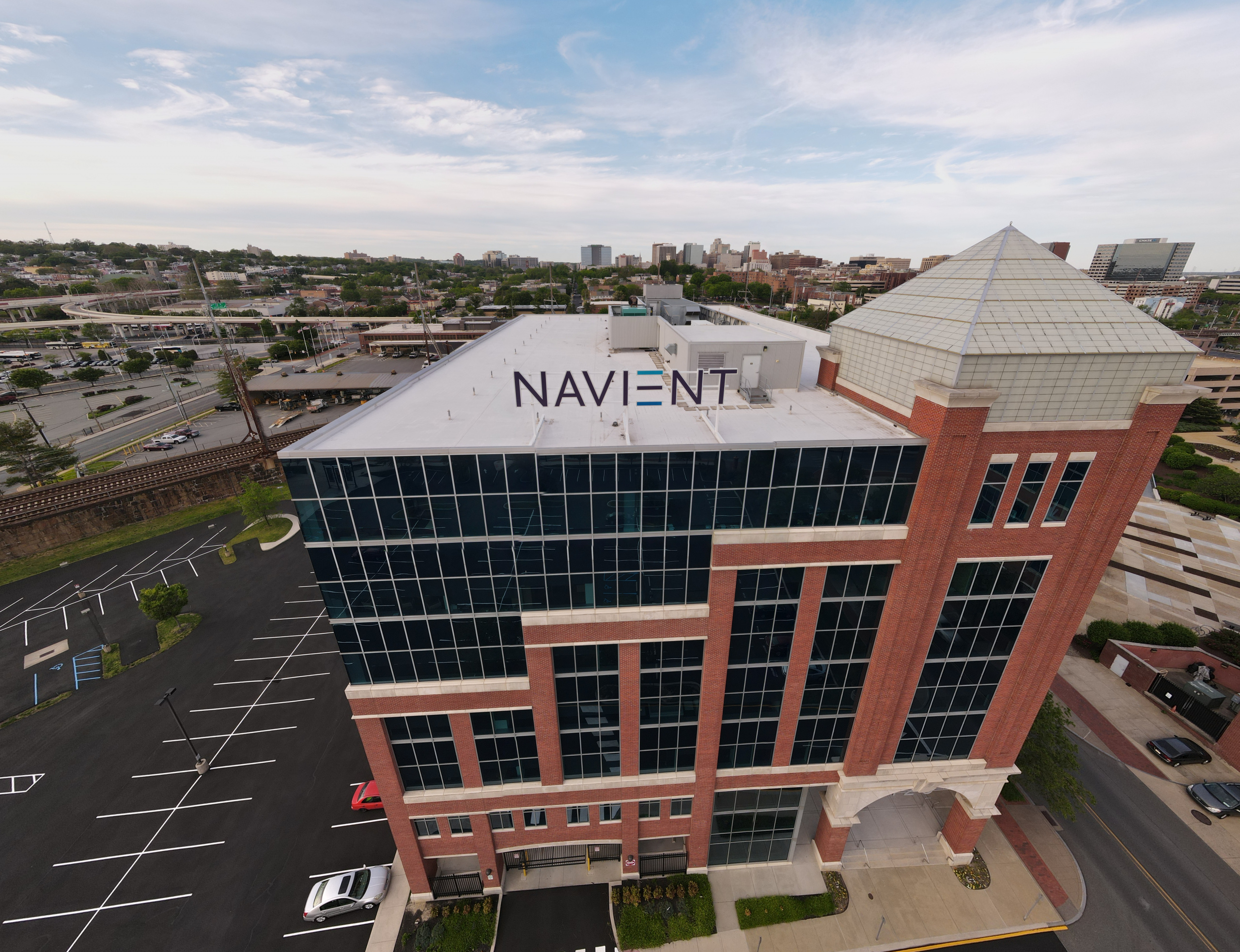 Attorney General Jennings announces 1.85 billion Navient settlement