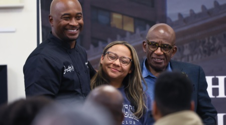 JUSTIN WOMACK, COURTNEY ROKER LAGA, AND AL ROKER pose for photos following the “Recipes to Live By” lecture